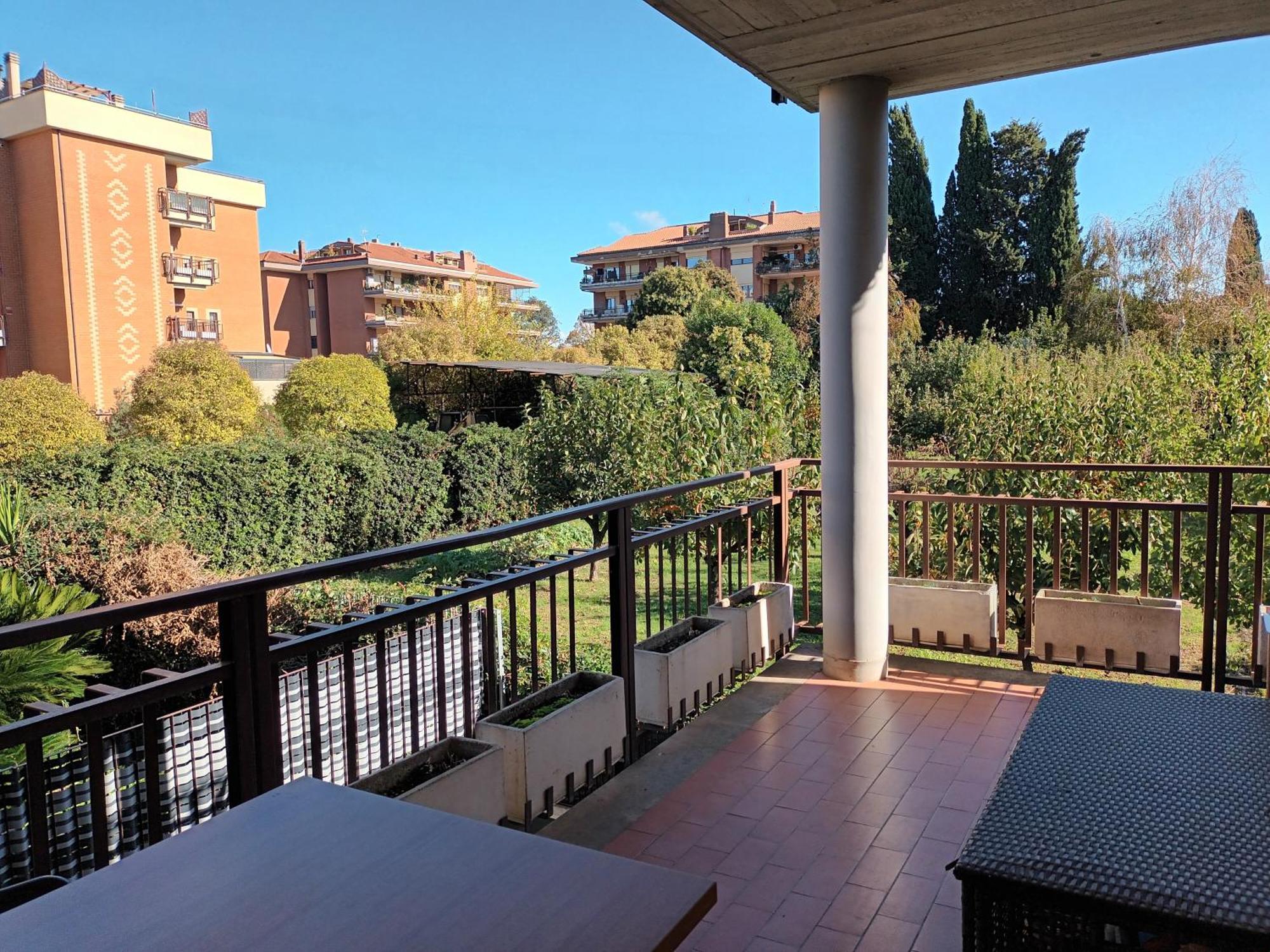 Appartement Casabartok à Rome Extérieur photo